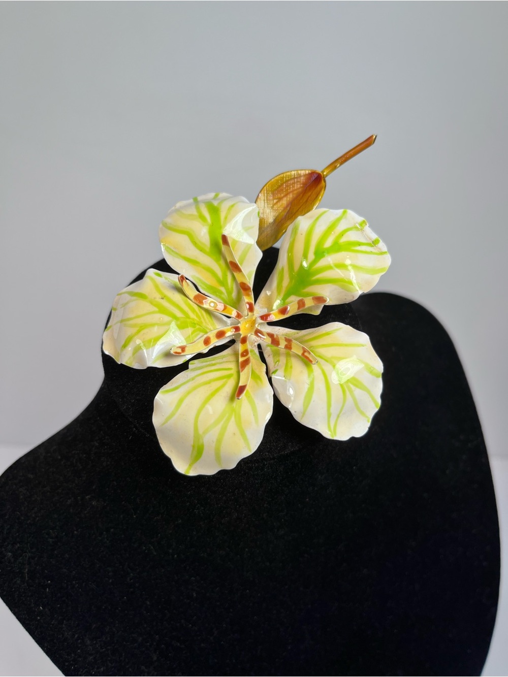 Floral Enamel Brooch in Cream and Green